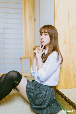 阴部上面毛毛的地方肉太多